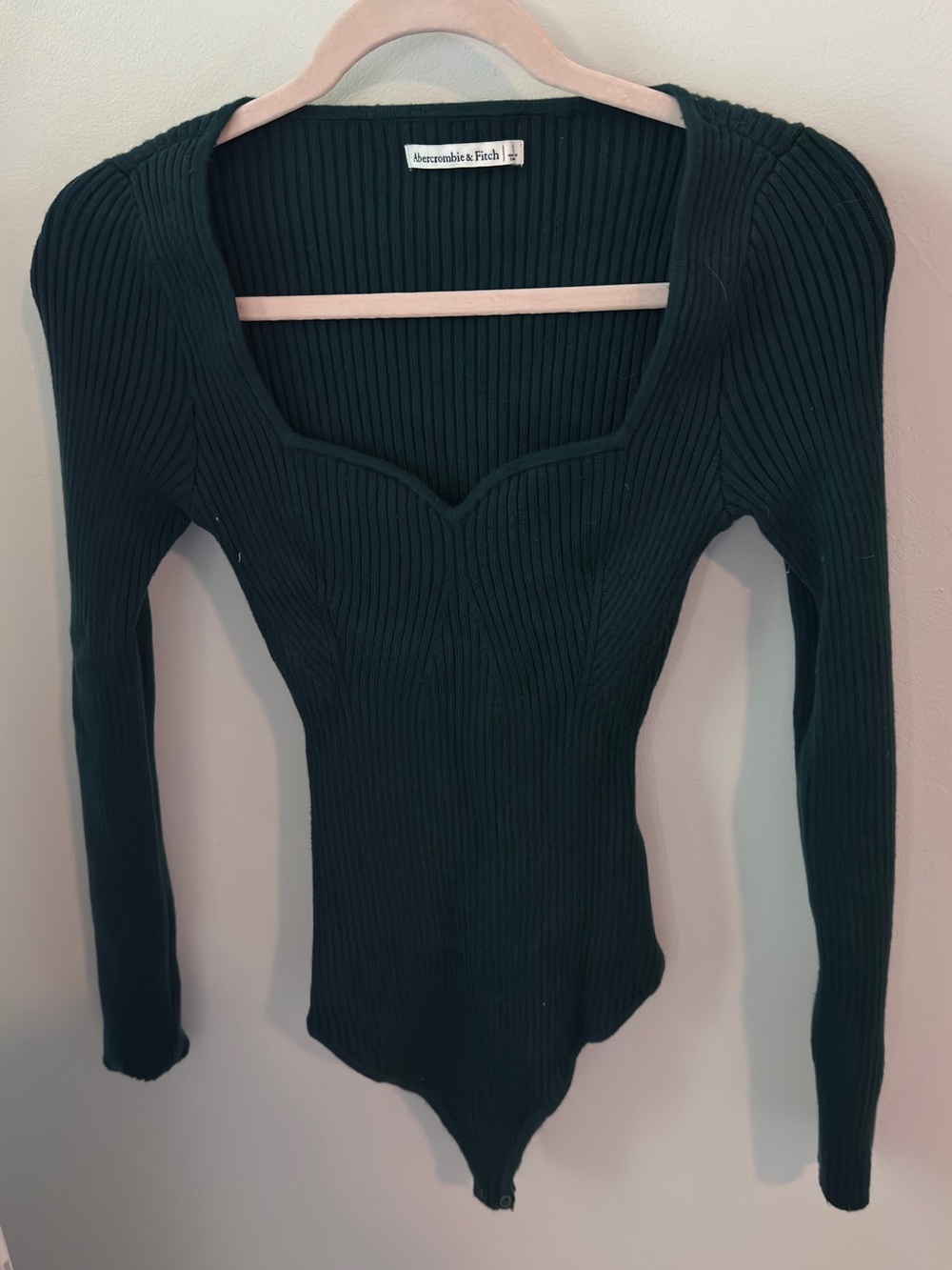 Abercrombie & Fitch Women's Dark Green Ribbed Long-Sleeve Bodysuit small